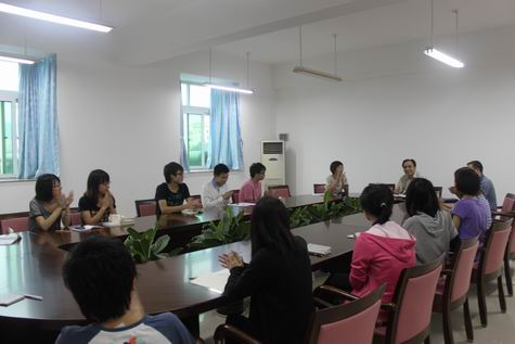 王校助参加人文学院学生代表座谈会11.jpg
