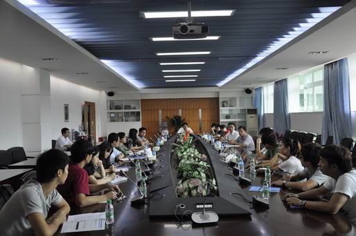 刘洁生副校长调研（四海学生）1.jpg