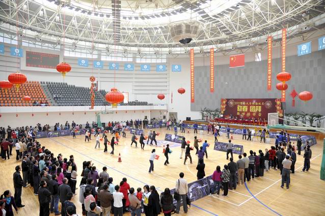 珠海校区团拜5.jpg